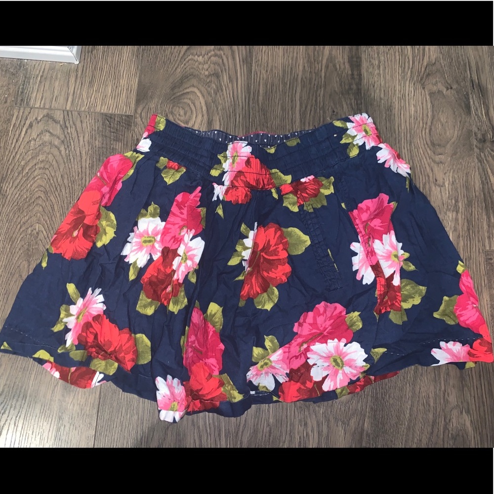 Hollister skirt